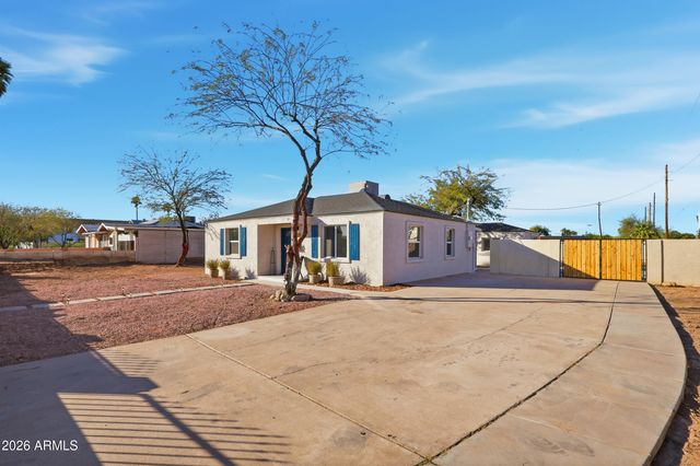 1748 E MONTE VISTA Road, Phoenix, AZ 85006