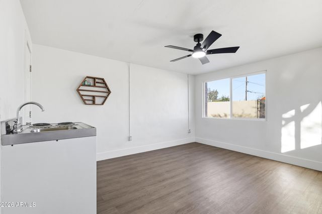 1748 E MONTE VISTA Road, Phoenix, AZ 85006