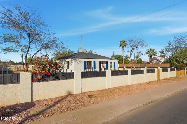 1748 E MONTE VISTA Road, Phoenix, AZ 85006