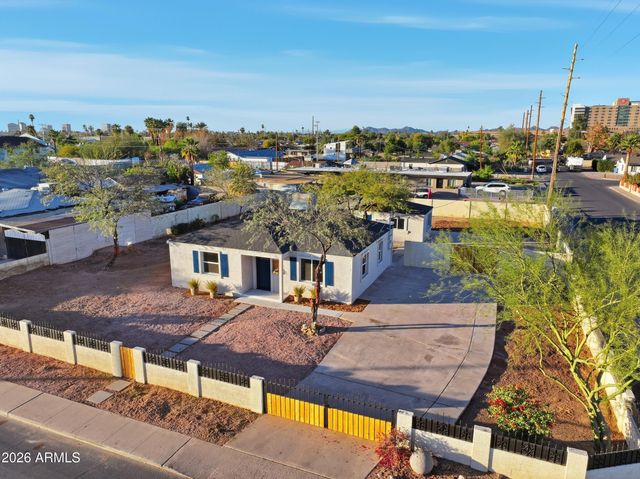 1748 E MONTE VISTA Road, Phoenix, AZ 85006