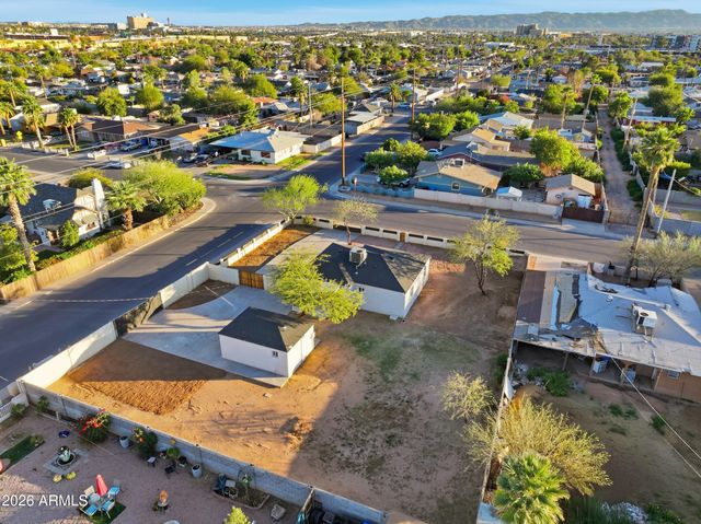 1748 E MONTE VISTA Road, Phoenix, AZ 85006