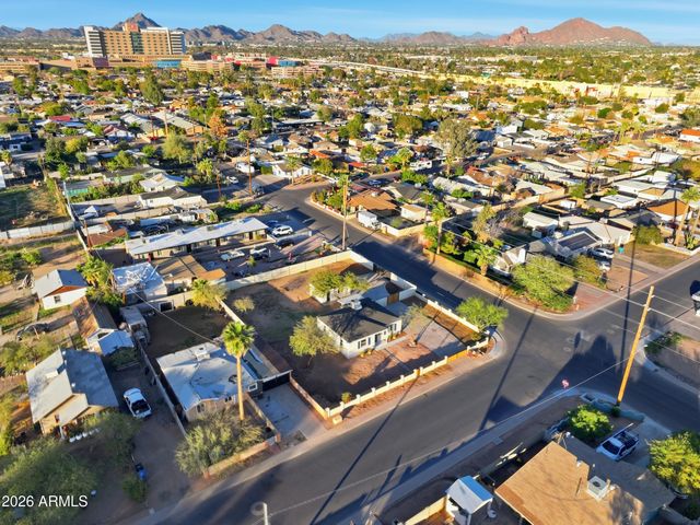 1748 E MONTE VISTA Road, Phoenix, AZ 85006