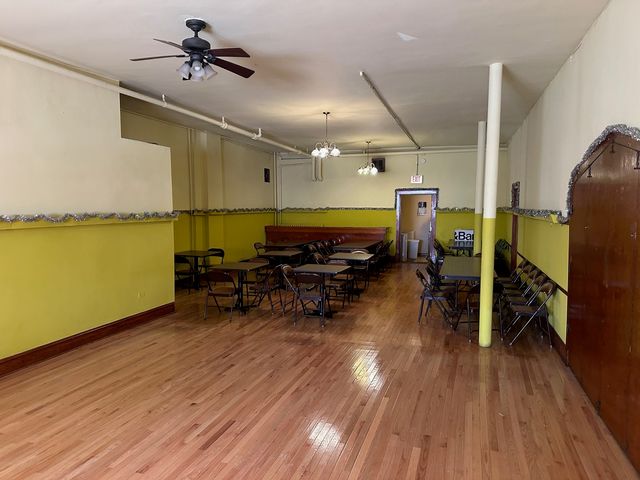 5788 S Archer Avenue, Chicago, IL 60638