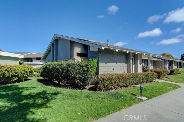 8777 Tulare 412A, Huntington Beach, CA 92646