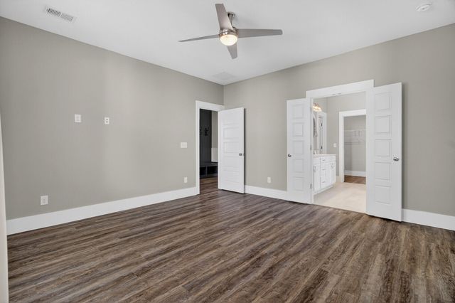 151 Dark Hollow Way, Summerville, SC 29485