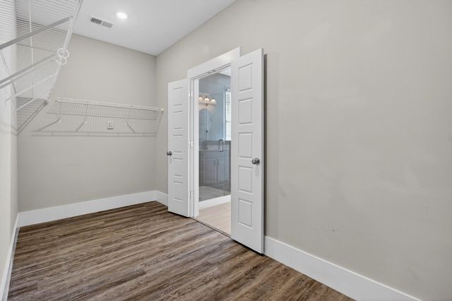 151 Dark Hollow Way, Summerville, SC 29485