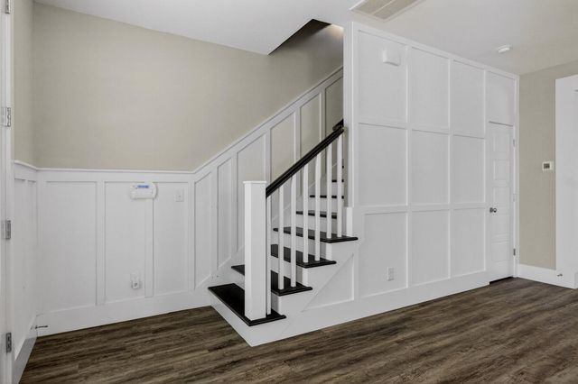 151 Dark Hollow Way, Summerville, SC 29485