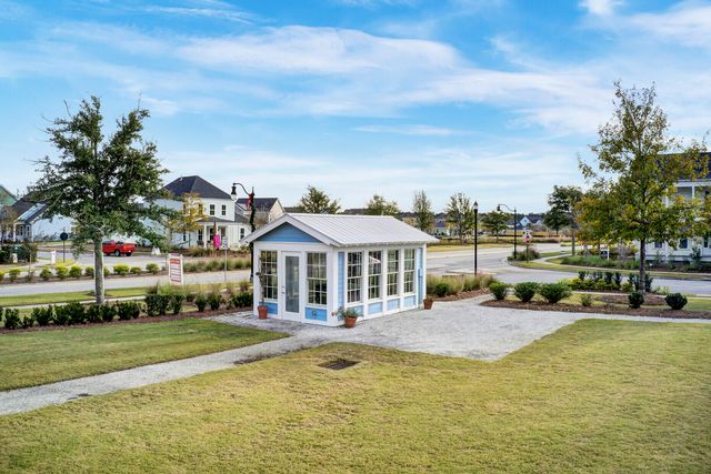 151 Dark Hollow Way, Summerville, SC 29485