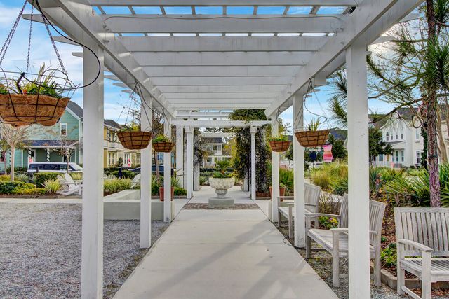 151 Dark Hollow Way, Summerville, SC 29485