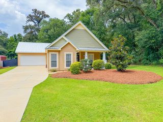80 Golf View, Dothan, AL 36301