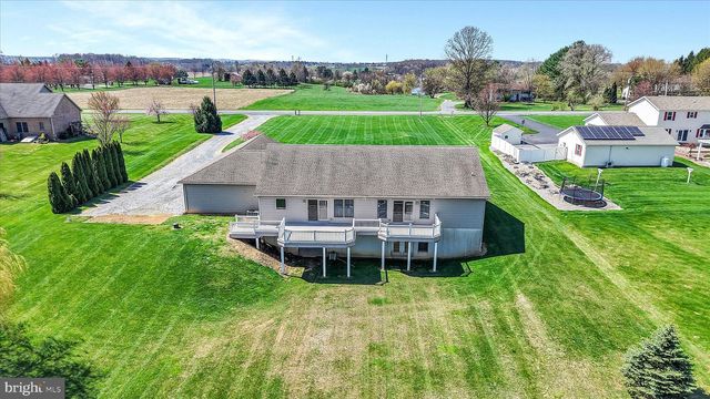 760 PRESCOTT DR, Lebanon, PA 17046