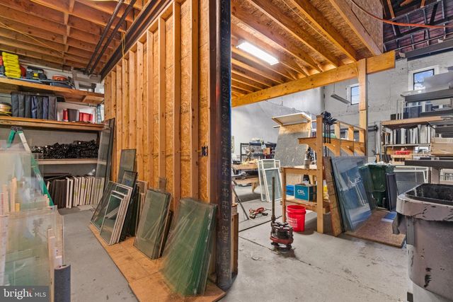 101 N CLINTON ST, Baltimore, MD 21224