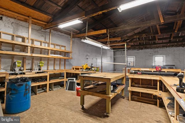 101 N CLINTON ST, Baltimore, MD 21224