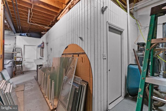 101 N CLINTON ST, Baltimore, MD 21224