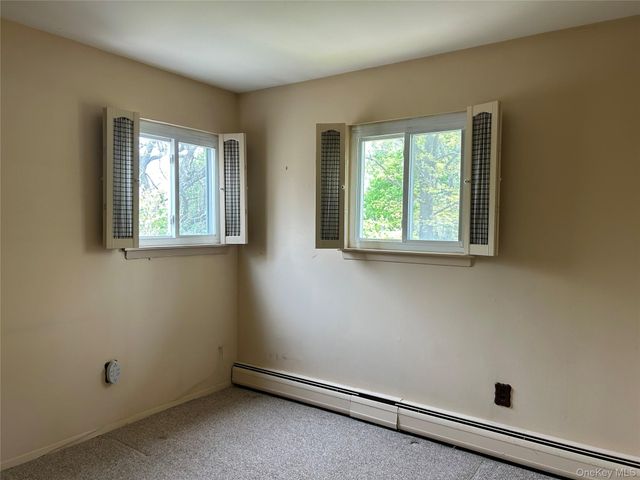 6 Harton Court, East Northport, NY 11731