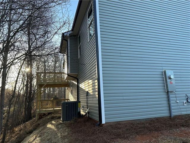 140 Highland Pointe Drive, Alto, GA 30510