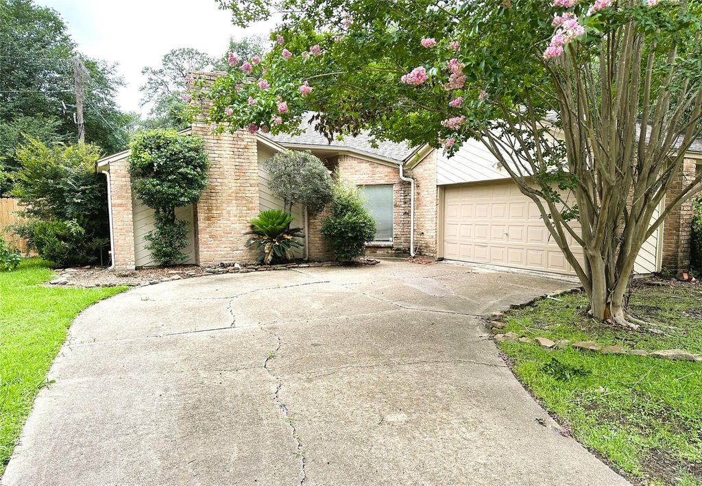 15127 Forest Lodge Drive, Houston, TX 77070