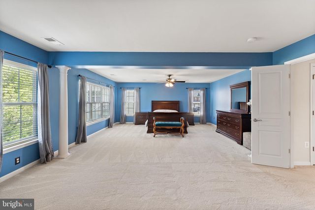 1663 GEORGES KNOLL CT, Woodbridge, VA 22192