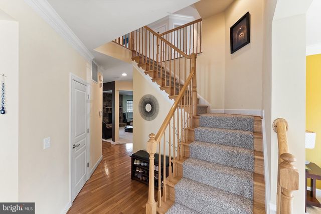 1663 GEORGES KNOLL CT, Woodbridge, VA 22192