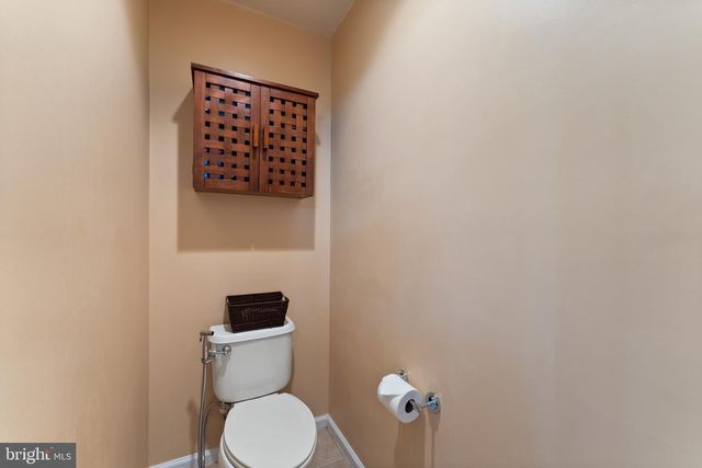 1663 GEORGES KNOLL CT, Woodbridge, VA 22192