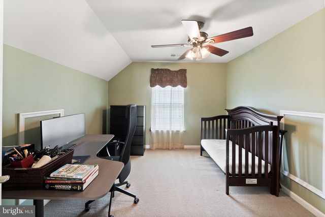 1663 GEORGES KNOLL CT, Woodbridge, VA 22192