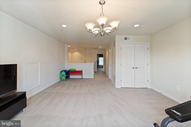 1663 GEORGES KNOLL CT, Woodbridge, VA 22192