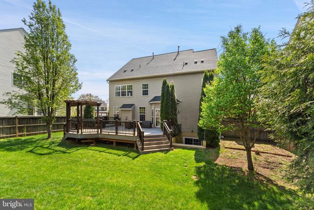 1663 GEORGES KNOLL CT, Woodbridge, VA 22192