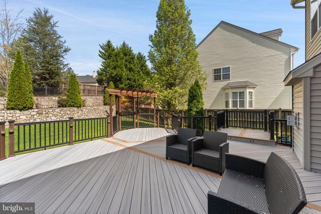 1663 GEORGES KNOLL CT, Woodbridge, VA 22192