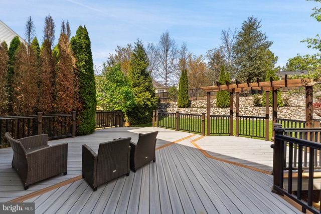 1663 GEORGES KNOLL CT, Woodbridge, VA 22192