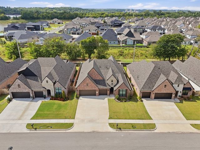 12668 S Irvington Avenue, Bixby, OK 74008