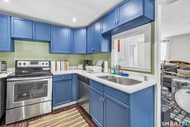 274 Lyons Plain Road, Weston, CT 06883