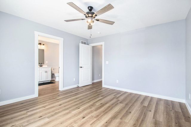 652 Bungalow Drive, Nappanee, IN 46550