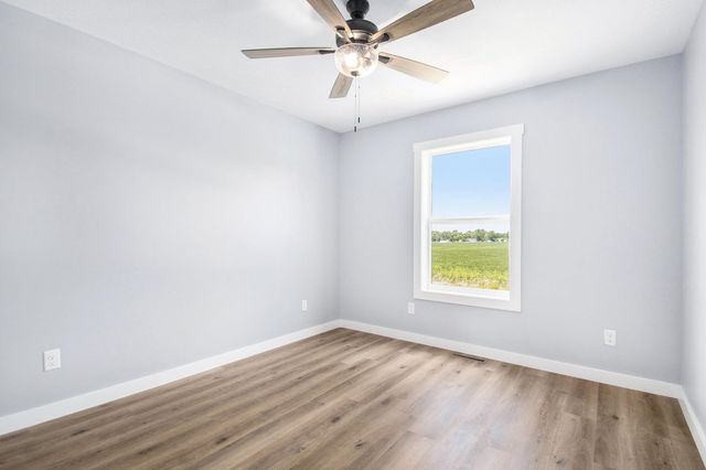 652 Bungalow Drive, Nappanee, IN 46550