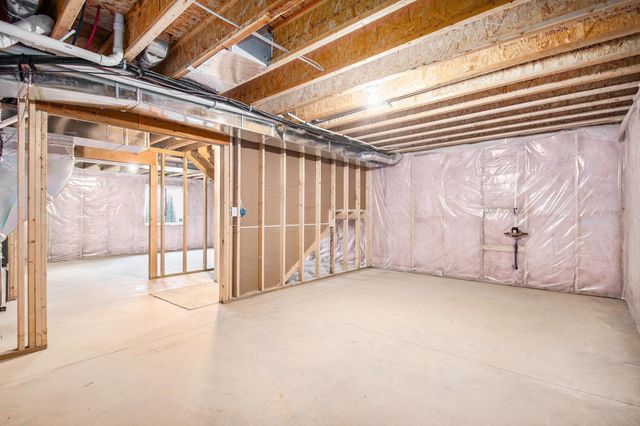 652 Bungalow Drive, Nappanee, IN 46550