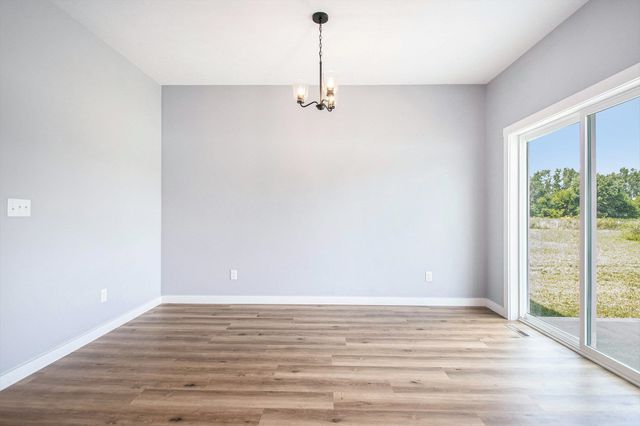 652 Bungalow Drive, Nappanee, IN 46550