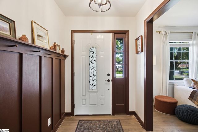 41 Dagenham Drive, Greenville, SC 29615