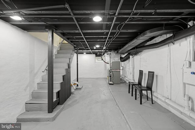 24 W DUVAL ST, Philadelphia, PA 19144