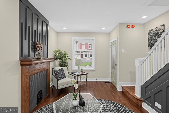 24 W DUVAL ST, Philadelphia, PA 19144