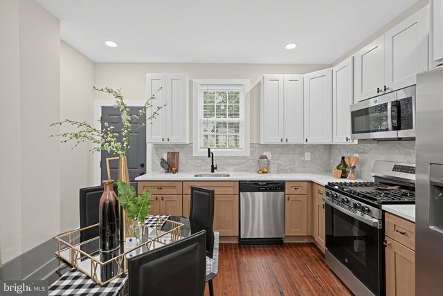 24 W DUVAL ST, Philadelphia, PA 19144