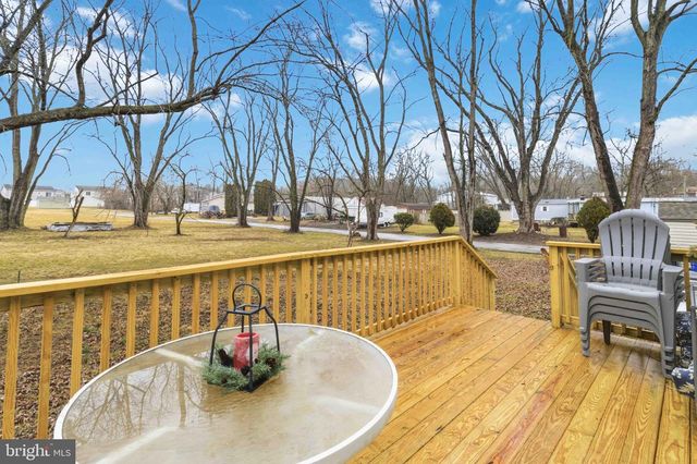 254 WALNUT ST, Bainbridge, PA 17502