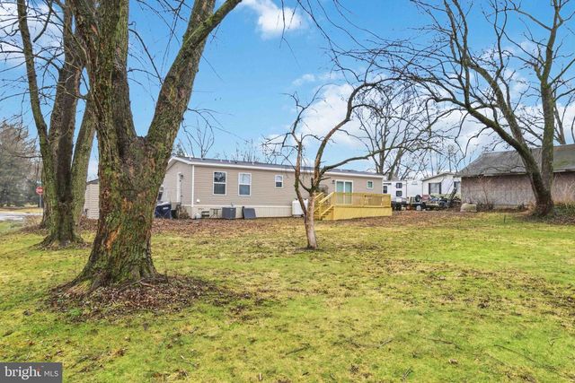 254 WALNUT ST, Bainbridge, PA 17502