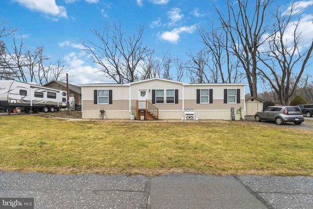 254 WALNUT ST, Bainbridge, PA 17502