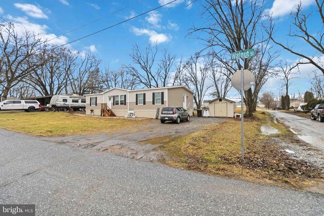 254 WALNUT ST, Bainbridge, PA 17502