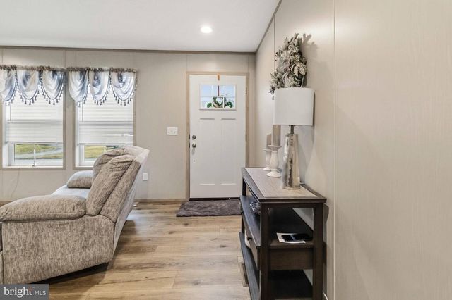 254 WALNUT ST, Bainbridge, PA 17502