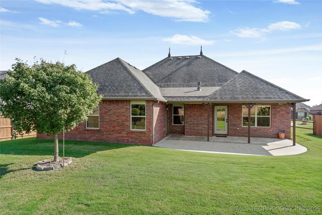 7415 E 84th Street North, Owasso, OK 74055