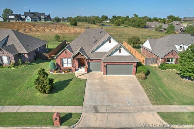 7415 E 84th Street North, Owasso, OK 74055
