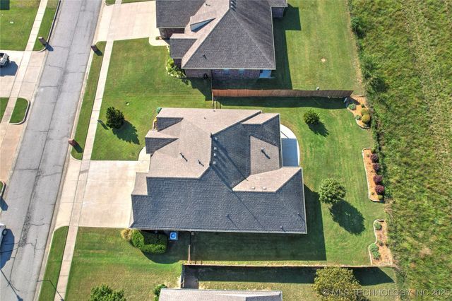 7415 E 84th Street North, Owasso, OK 74055