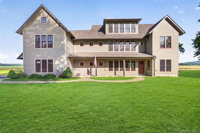 231-233 Celery Avenue 231, New Hampton, NY 10958