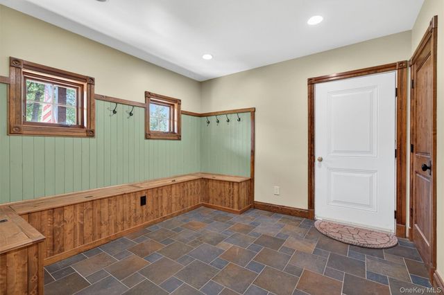 231-233 Celery Avenue 231, New Hampton, NY 10958