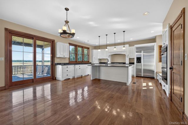 231-233 Celery Avenue 231, New Hampton, NY 10958